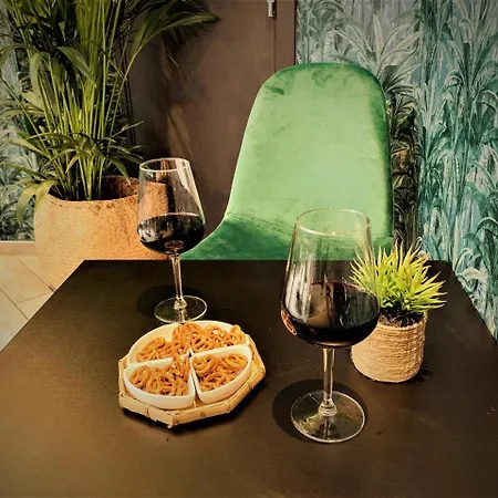 Boutique Richelieu, Gare Part-dieu 3* Lyon