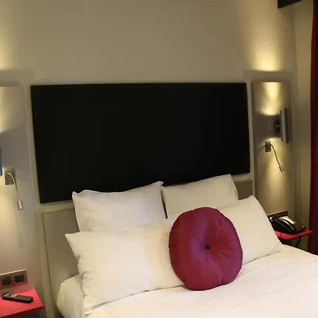 Boutique Richelieu, Gare Part-dieu Отель Лион